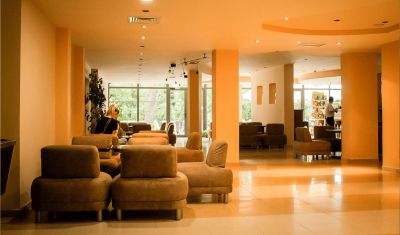 Imagine pentru Hotel Perunika 3* valabile pentru Litoral 2025