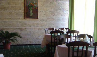 Imagine pentru Hotel Petrolul 3* valabile pentru Litoral 2025