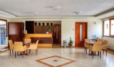 Imagine pentru Hotel Philoxenia 4* valabile pentru Litoral 2025