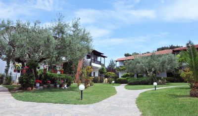 Imagine pentru Hotel Philoxenia 4* valabile pentru Litoral 2025
