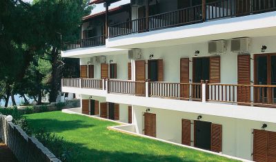 Imagine pentru Hotel Philoxenia 4* valabile pentru Litoral 2025