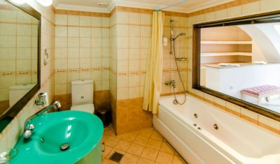 Imagine pentru Hotel Phoenicia Holiday Resort 4* valabile pentru Litoral 2025