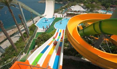 Imagine pentru Hotel Pine Bay Holiday Resort 5* valabile pentru Litoral 2025