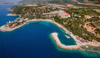 Imagine pentru Hotel Pine Bay Holiday Resort 5* valabile pentru Litoral 2025