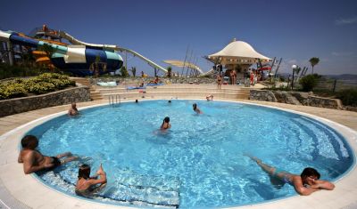 Imagine pentru Hotel Pine Bay Holiday Resort 5* valabile pentru Litoral 2025