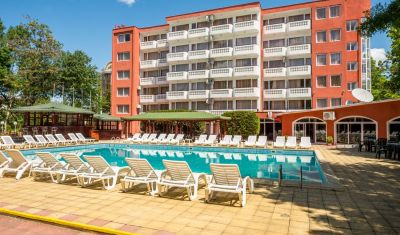 Imagine pentru Hotel Polyusi 3* valabile pentru Litoral 2025