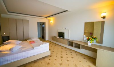 Imagine pentru Hotel Popasul Pescarilor Fishing Village 4* valabile pentru Litoral 2025