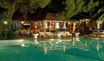 Imagine pentru Hotel Porfi Beach 3*  valabile pentru Litoral 2025