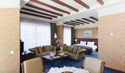 Imagine pentru Hotel Porto Bello Resort & Spa 5* valabile pentru Litoral 2025