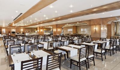 Imagine pentru Hotel Porto Bello Resort & Spa 5* valabile pentru Litoral 2025
