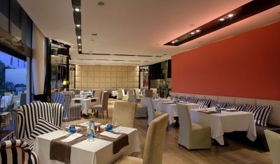 Imagine pentru Hotel Porto Carras Sithonia 4* valabile pentru Litoral 2025