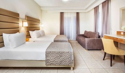 Imagine pentru Hotel Poseidon Palace 4* valabile pentru Litoral 2025