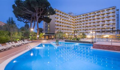 Imagine pentru Hotel President 3* valabile pentru Litoral 2025