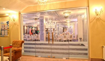 Imagine pentru Hotel Queen Vera 4* valabile pentru Litoral 2025