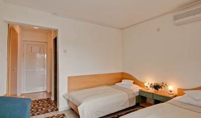 Imagine pentru Hotel Raluca 3* valabile pentru Litoral 2025