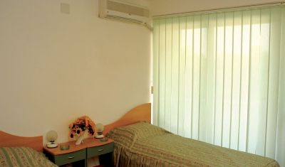 Imagine pentru Hotel Raluca 3* valabile pentru Litoral 2025