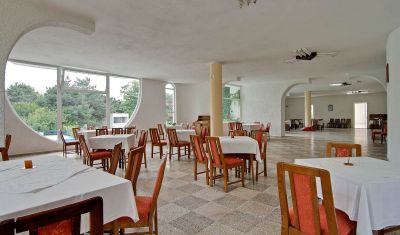 Imagine pentru Hotel Raluca 3* valabile pentru Litoral 2025