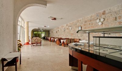 Imagine pentru Hotel Raluca 3* valabile pentru Litoral 2025