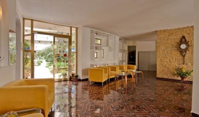 Imagine pentru Hotel Raluca 3* valabile pentru Litoral 2025