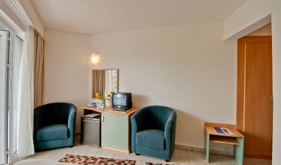 Imagine pentru Hotel Raluca 3* valabile pentru Litoral 2025