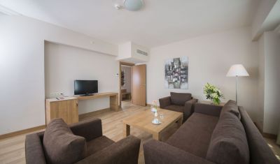 Imagine pentru Hotel Ramada Resort Lara 5* valabile pentru Litoral 2025
