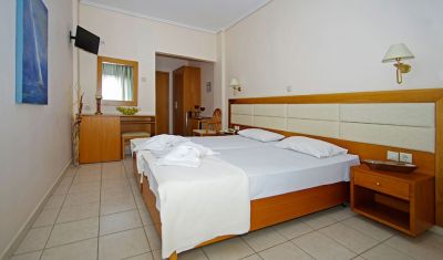 Imagine pentru Hotel Regina Mare 3*  valabile pentru Litoral 2025