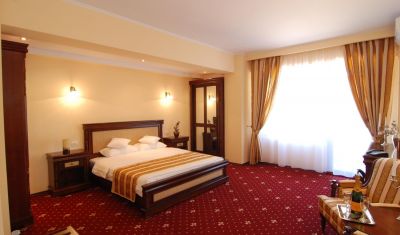 Imagine pentru Hotel Richmond 4* valabile pentru Litoral 2025