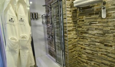 Imagine pentru Hotel Rise Boutique 3* valabile pentru Litoral 2025