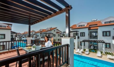 Imagine pentru Hotel River Garden Holiday Village 5*  valabile pentru Litoral 2025