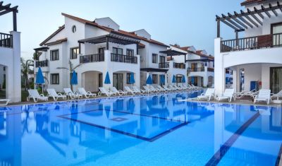 Imagine pentru Hotel River Garden Holiday Village 5*  valabile pentru Litoral 2025