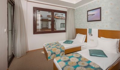 Imagine pentru Hotel River Garden Holiday Village 5*  valabile pentru Litoral 2025