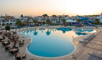 Imagine pentru Hotel River Garden Holiday Village 5*  valabile pentru Litoral 2025