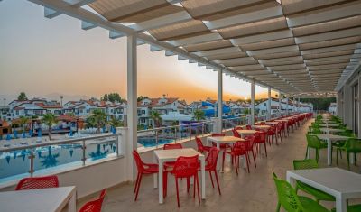 Imagine pentru Hotel River Garden Holiday Village 5*  valabile pentru Litoral 2025