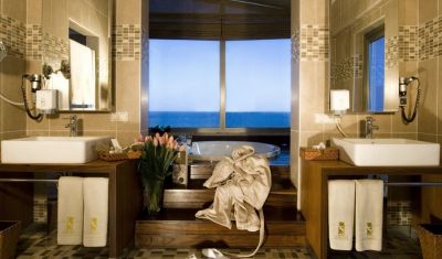 Imagine pentru Hotel Rixos Sungate 5*  valabile pentru Litoral 2025