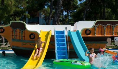 Imagine pentru Hotel Rixos Sungate 5*  valabile pentru Litoral 2025
