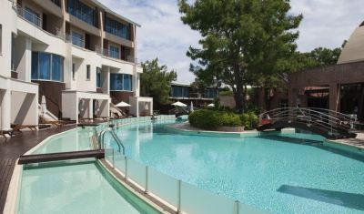 Imagine pentru Hotel Rixos Sungate 5*  valabile pentru Litoral 2025