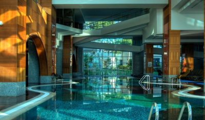 Imagine pentru Hotel Rixos Sungate 5*  valabile pentru Litoral 2025