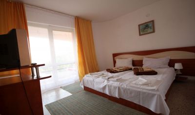 Imagine pentru Hotel Rodica 2* valabile pentru Litoral 2025