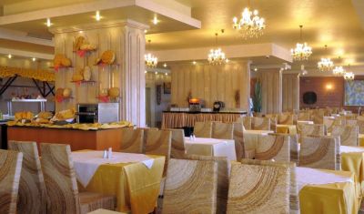 Imagine pentru Hotel Royal Bay Elenite 4*  valabile pentru Litoral 2025
