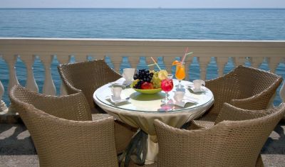 Imagine pentru Hotel Royal Bay Elenite 4*  valabile pentru Litoral 2025