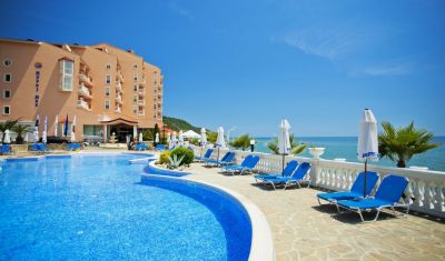 Imagine pentru Hotel Royal Bay Elenite 4*  valabile pentru Litoral 2025