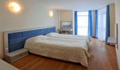 Imagine pentru Hotel Royal Bay Resort 4*  valabile pentru Litoral 2025