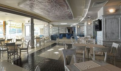Imagine pentru Hotel Royal Bay Resort 4*  valabile pentru Litoral 2025