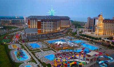 Imagine pentru Hotel Royal Seginus 5* valabile pentru Litoral 2025