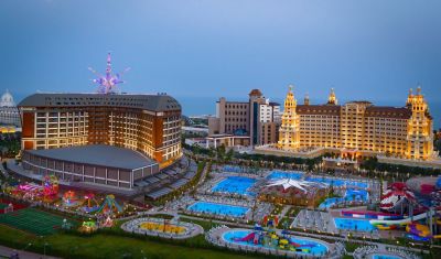 Imagine pentru Hotel Royal Seginus 5* valabile pentru Litoral 2025