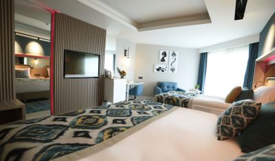 Imagine pentru Hotel Royal Wings 5* valabile pentru Litoral 2025
