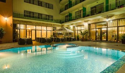Imagine pentru Hotel Saturn 5* valabile pentru Litoral 2025