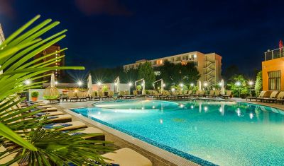 Imagine pentru Hotel Saturn 5* valabile pentru Litoral 2025