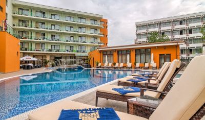 Imagine pentru Hotel Saturn 5* valabile pentru Litoral 2025