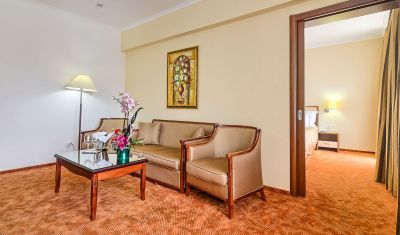 Imagine pentru Hotel Saturn 5* valabile pentru Litoral 2025